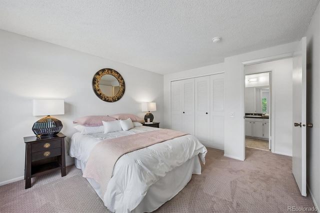 6950 S Knolls Way, Centennial, CO 80122