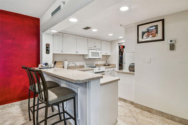 36750 US HIGHWAY 19 N 03106, Palm Harbor, FL 34684