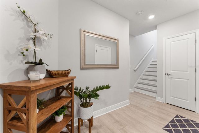 412 S ALBANY AVENUE 2, Tampa, FL 33606