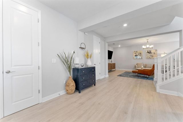 412 S ALBANY AVENUE 2, Tampa, FL 33606