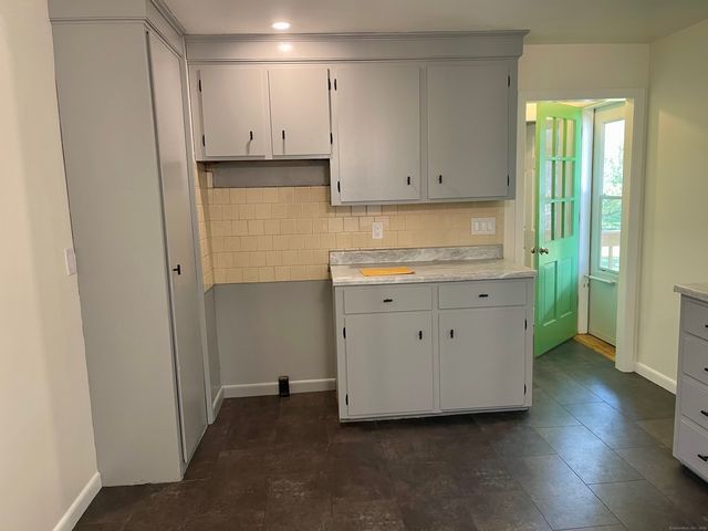 15 Proulx Street, Brooklyn, CT 06234