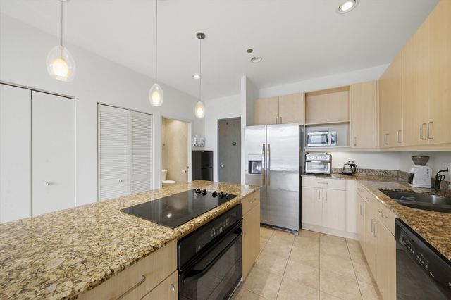 737 W Washington Boulevard 3406, Chicago, IL 60661
