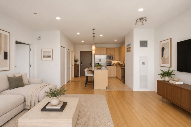 737 W Washington Boulevard 3406, Chicago, IL 60661