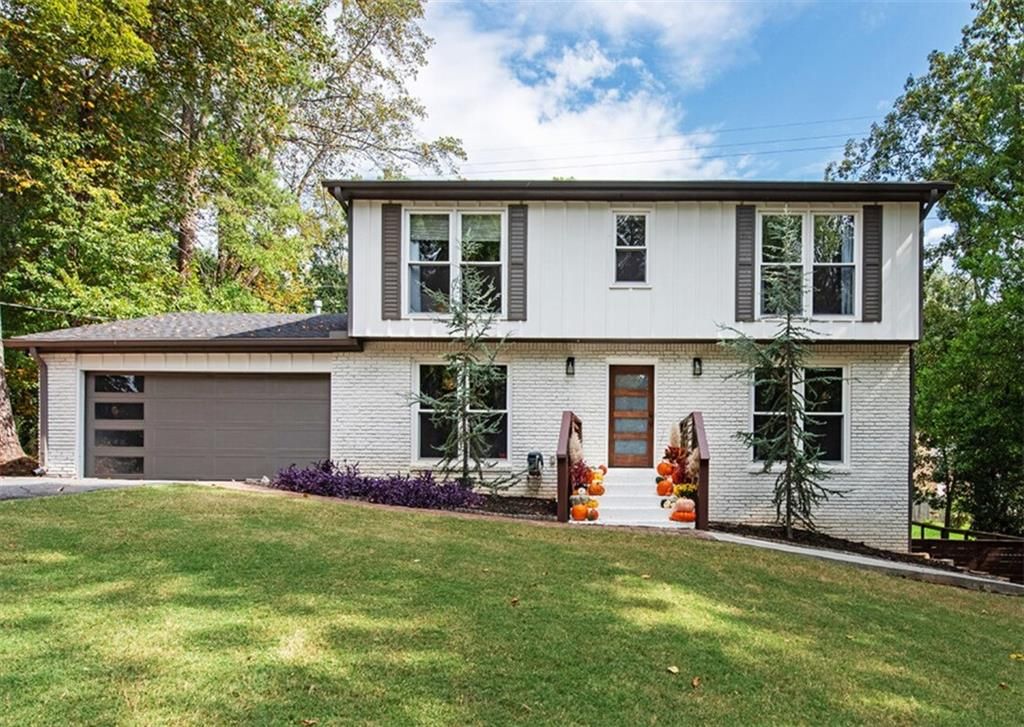 7249 Thornhill Lane, Atlanta, GA 30328