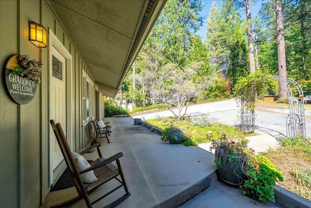 14384 Penn Rd, Grass Valley, CA 95949