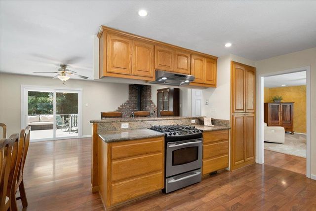 14384 Penn Rd, Grass Valley, CA 95949