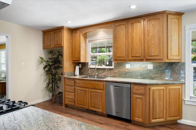 14384 Penn Rd, Grass Valley, CA 95949