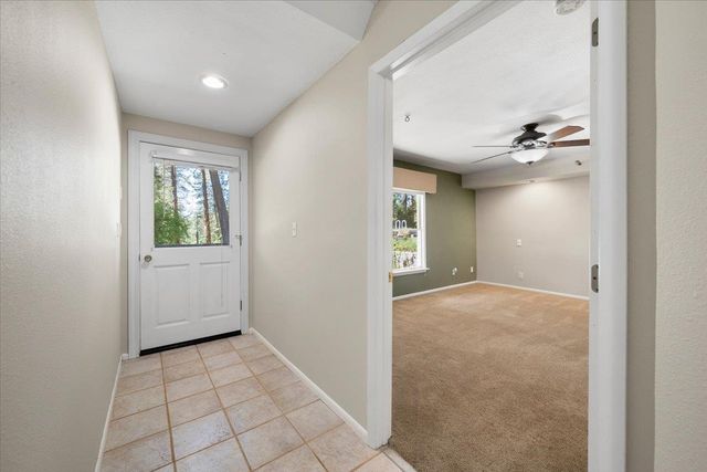 14384 Penn Rd, Grass Valley, CA 95949