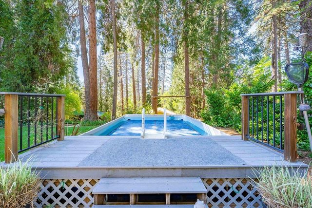 14384 Penn Rd, Grass Valley, CA 95949