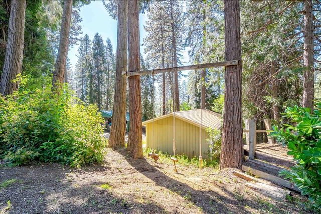 14384 Penn Rd, Grass Valley, CA 95949