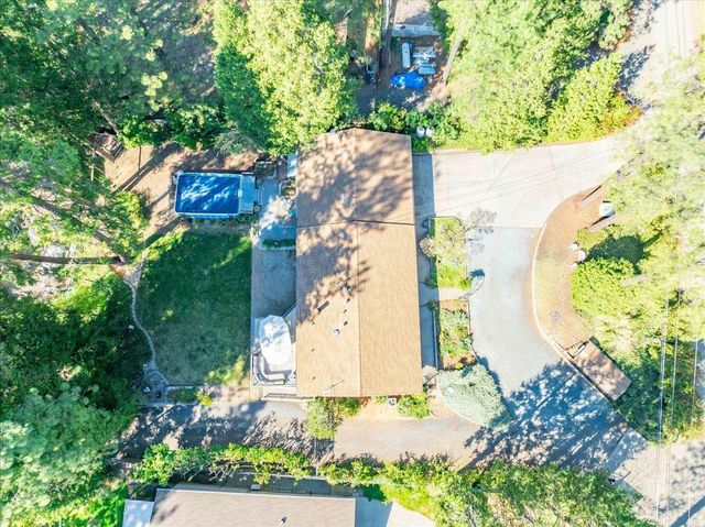 14384 Penn Rd, Grass Valley, CA 95949