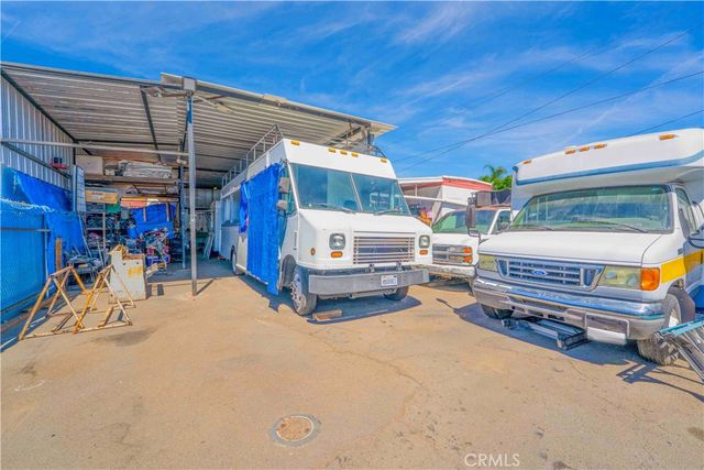 1861 E 62nd, Los Angeles, CA 90001