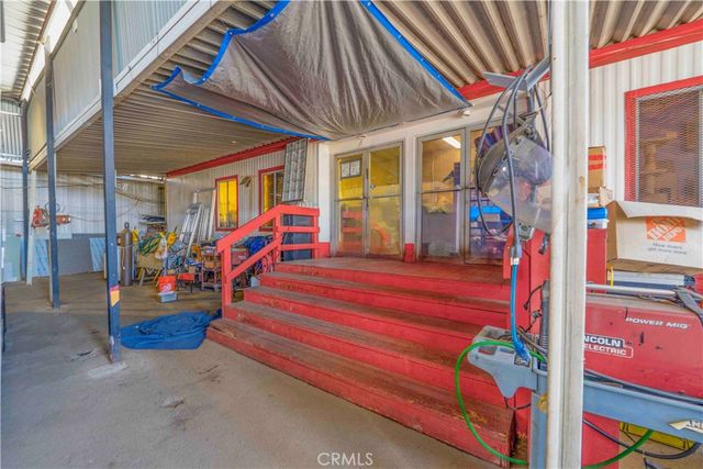 1861 E 62nd, Los Angeles, CA 90001