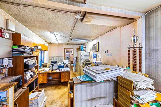 1861 E 62nd, Los Angeles, CA 90001