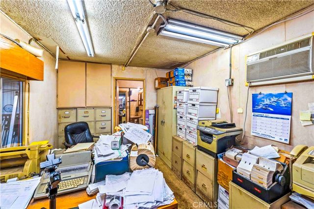 1861 E 62nd, Los Angeles, CA 90001