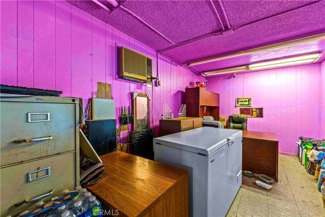 1861 E 62nd, Los Angeles, CA 90001