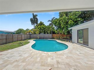 3431 NE 8th Avenue, Oakland Park, FL 33334