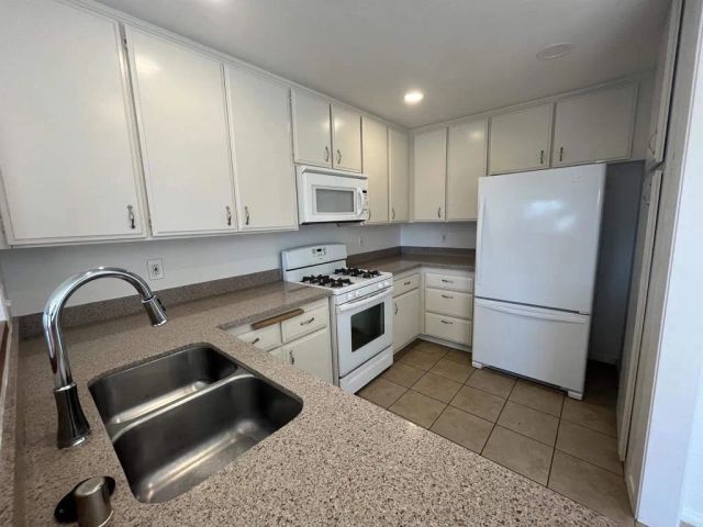 2556 Ocean Cove Dr., Cardiff By The Sea, CA 92007