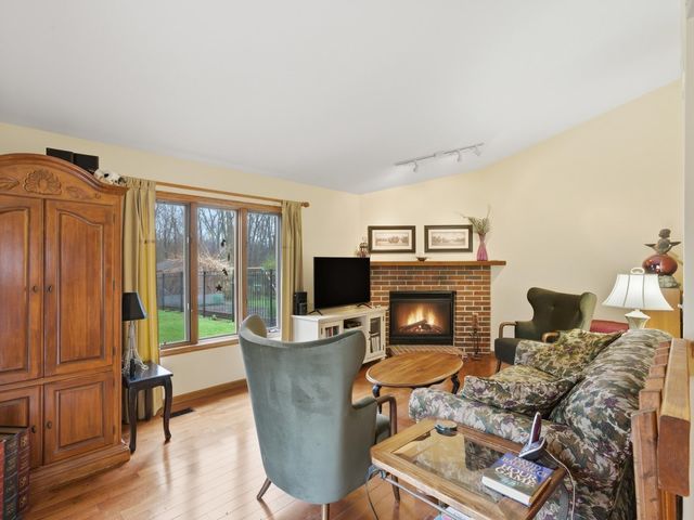 312 Brookdale Drive A, Bloomingdale, IL 60108