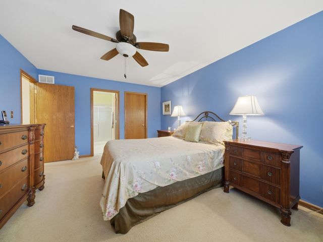 312 Brookdale Drive A, Bloomingdale, IL 60108