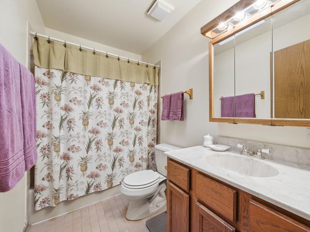 312 Brookdale Drive A, Bloomingdale, IL 60108