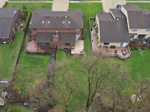 312 Brookdale Drive A, Bloomingdale, IL 60108