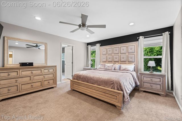 13826 Grandeur Avenue, Shelby Charter Township, MI 48315