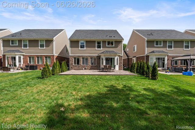 13826 Grandeur Avenue, Shelby Charter Township, MI 48315