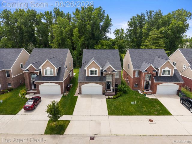 13826 Grandeur Avenue, Shelby Charter Township, MI 48315