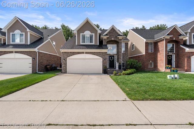 13826 Grandeur Avenue, Shelby Charter Township, MI 48315