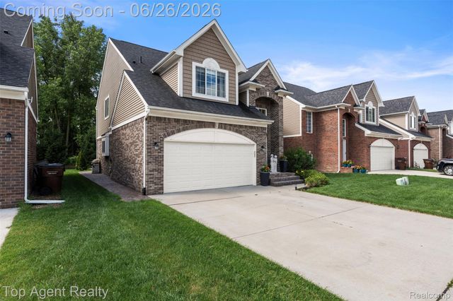 13826 Grandeur Avenue, Shelby Charter Township, MI 48315