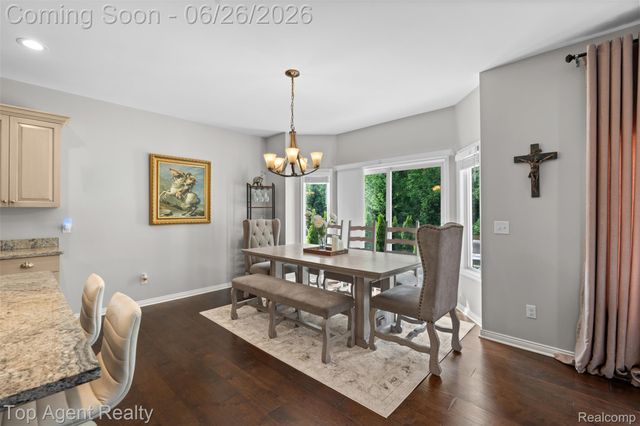 13826 Grandeur Avenue, Shelby Charter Township, MI 48315