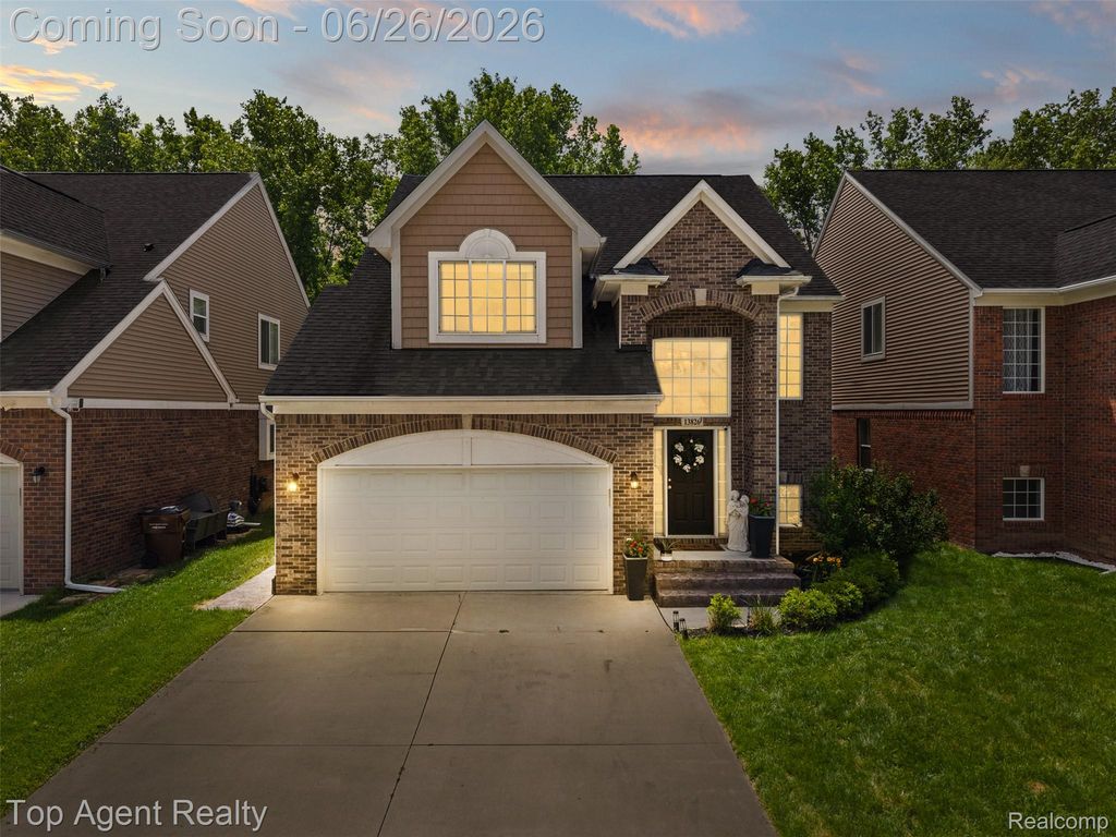 13826 Grandeur Avenue, Shelby Charter Township, MI 48315
