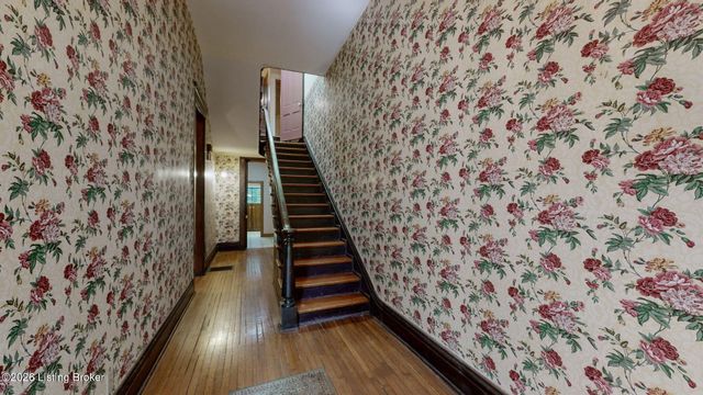 1154 S Brook St, Louisville, KY 40203