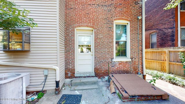 1154 S Brook St, Louisville, KY 40203