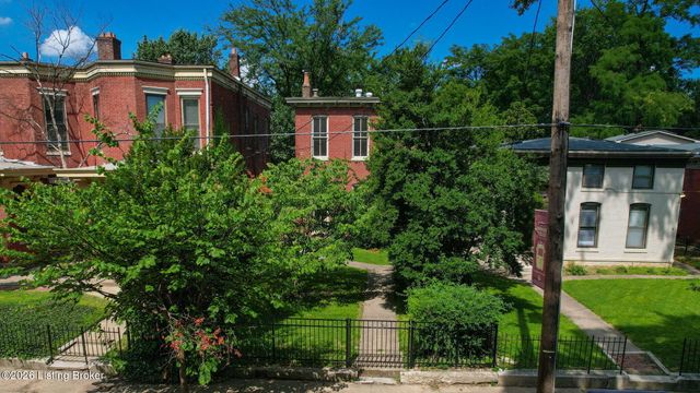 1154 S Brook St, Louisville, KY 40203