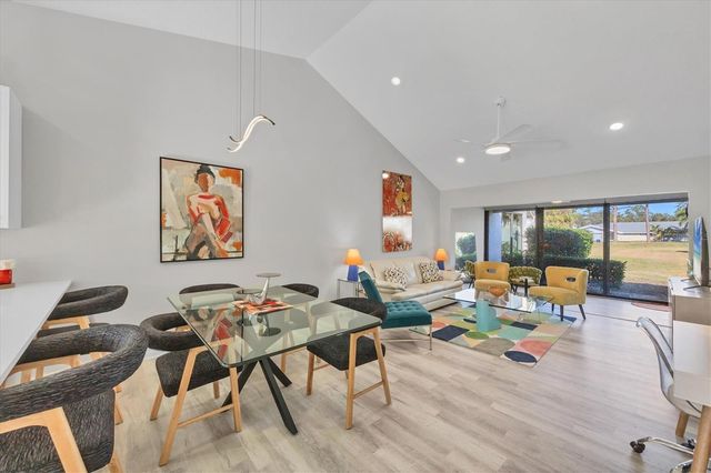 5222 MYRTLE WOOD 9, Sarasota, FL 34235