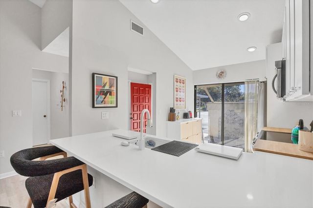 5222 MYRTLE WOOD 9, Sarasota, FL 34235