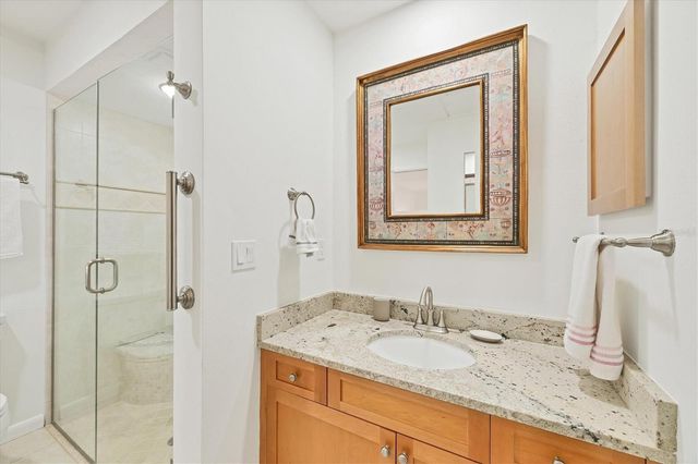 5222 MYRTLE WOOD 9, Sarasota, FL 34235