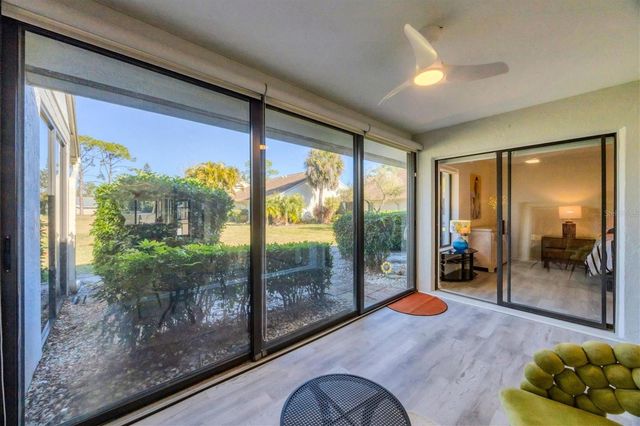 5222 MYRTLE WOOD 9, Sarasota, FL 34235