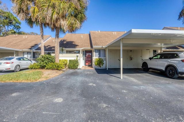 5222 MYRTLE WOOD 9, Sarasota, FL 34235