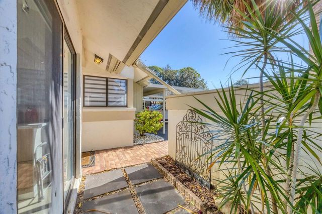 5222 MYRTLE WOOD 9, Sarasota, FL 34235