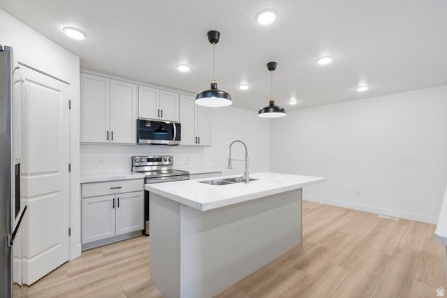 1636 N 160 E, Orem, UT 84057