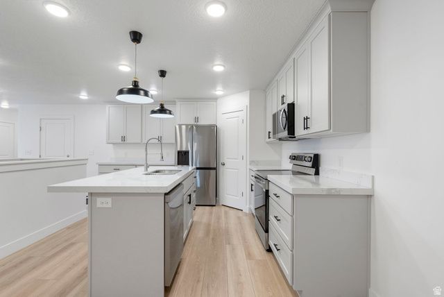 1636 N 160 E, Orem, UT 84057