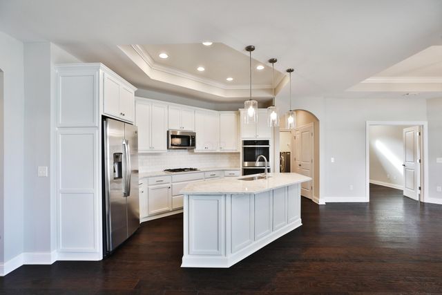 6947 Hollyhock Drive, New Albany, OH 43054