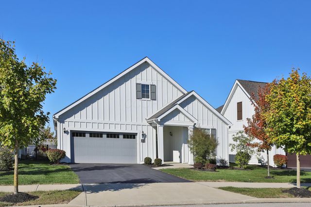 6947 Hollyhock Drive, New Albany, OH 43054