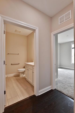 6947 Hollyhock Drive, New Albany, OH 43054