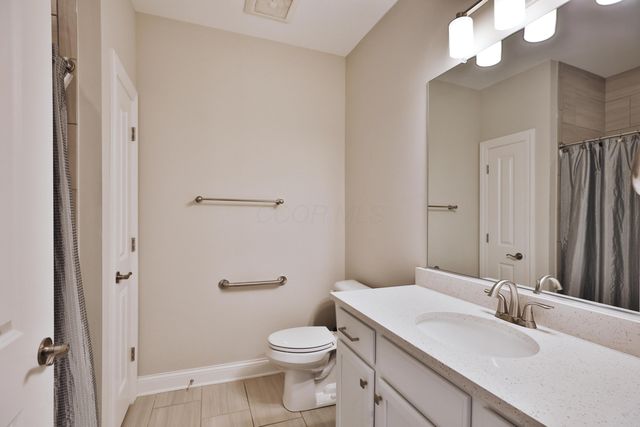 6947 Hollyhock Drive, New Albany, OH 43054