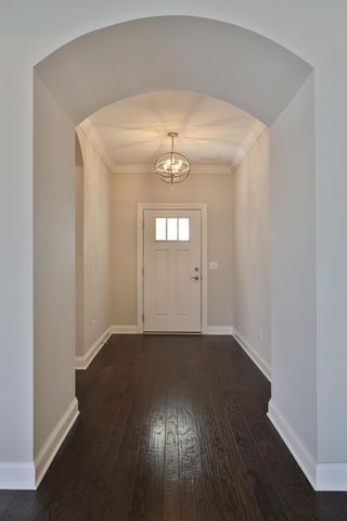 6947 Hollyhock Drive, New Albany, OH 43054