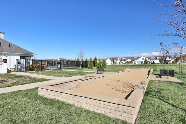 6947 Hollyhock Drive, New Albany, OH 43054